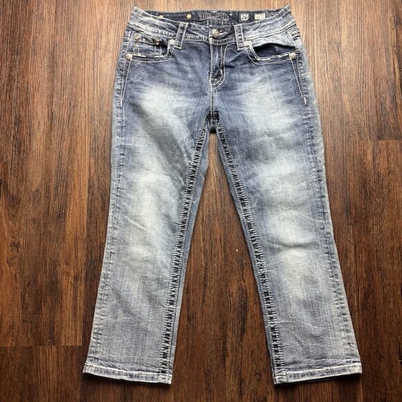 Miss Me Mid Rise Easy Crop Jeans Distressed Light Wash Angel Wings Size 26 - Picture 1 of 12